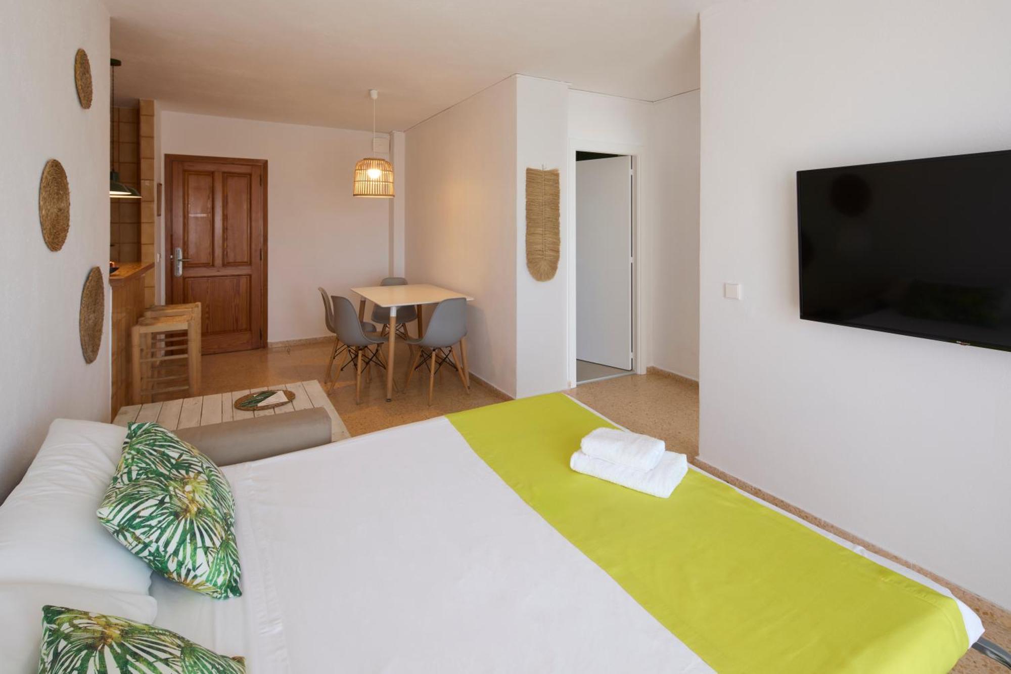 Escondidos Ibiza Apart-hotel Playa d'en Bossa